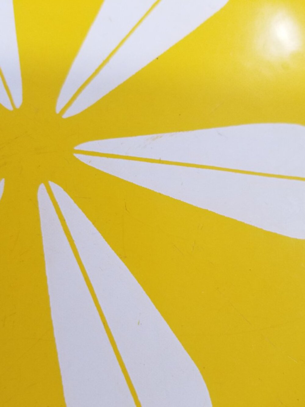 Vintage Catherineholm Lotus Yellow Enamel Plates - Picture 5 of 5